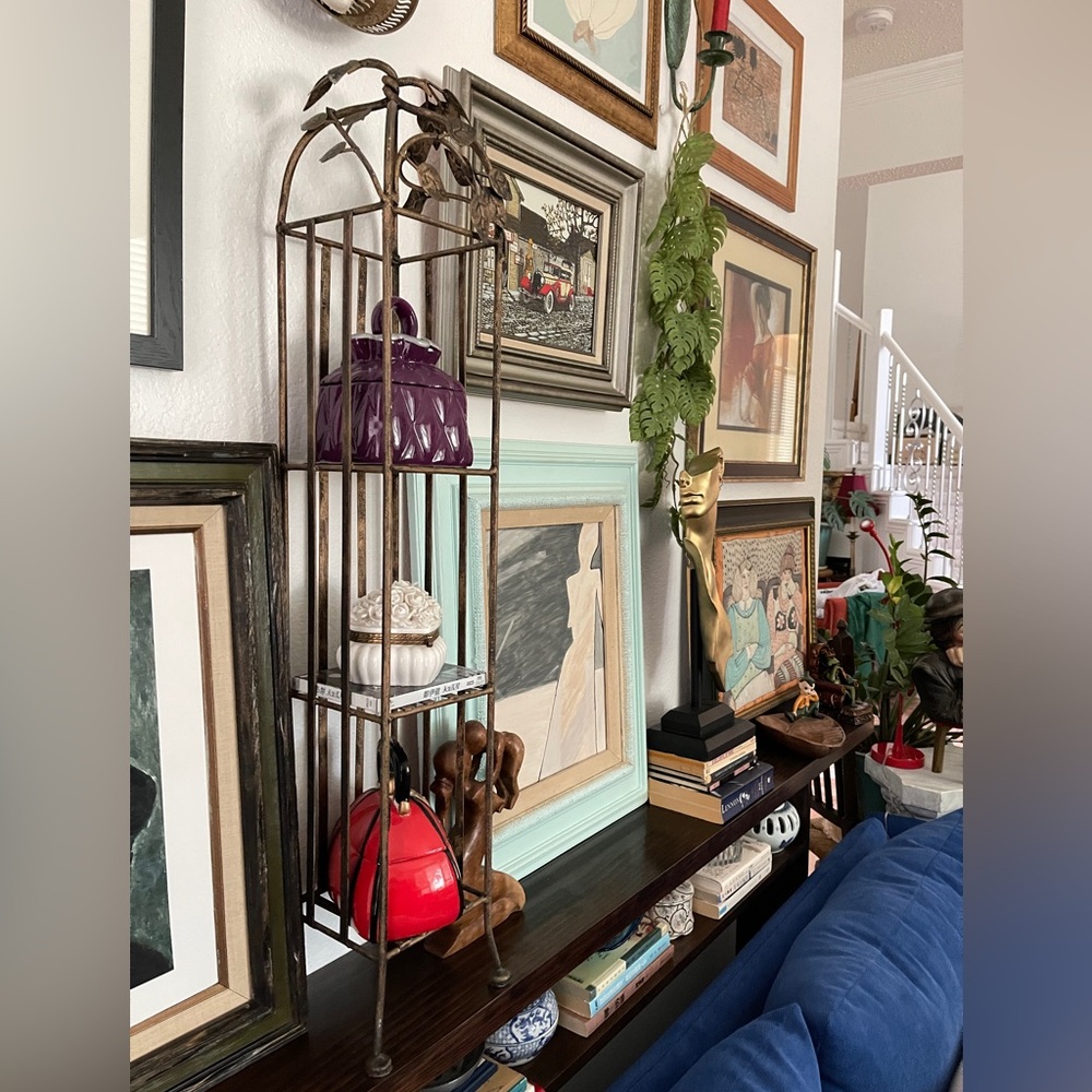 Vintage Brown Gold Metal Folding
Entertainment Center 3 Tier Shelf - Picture 5 of 12
